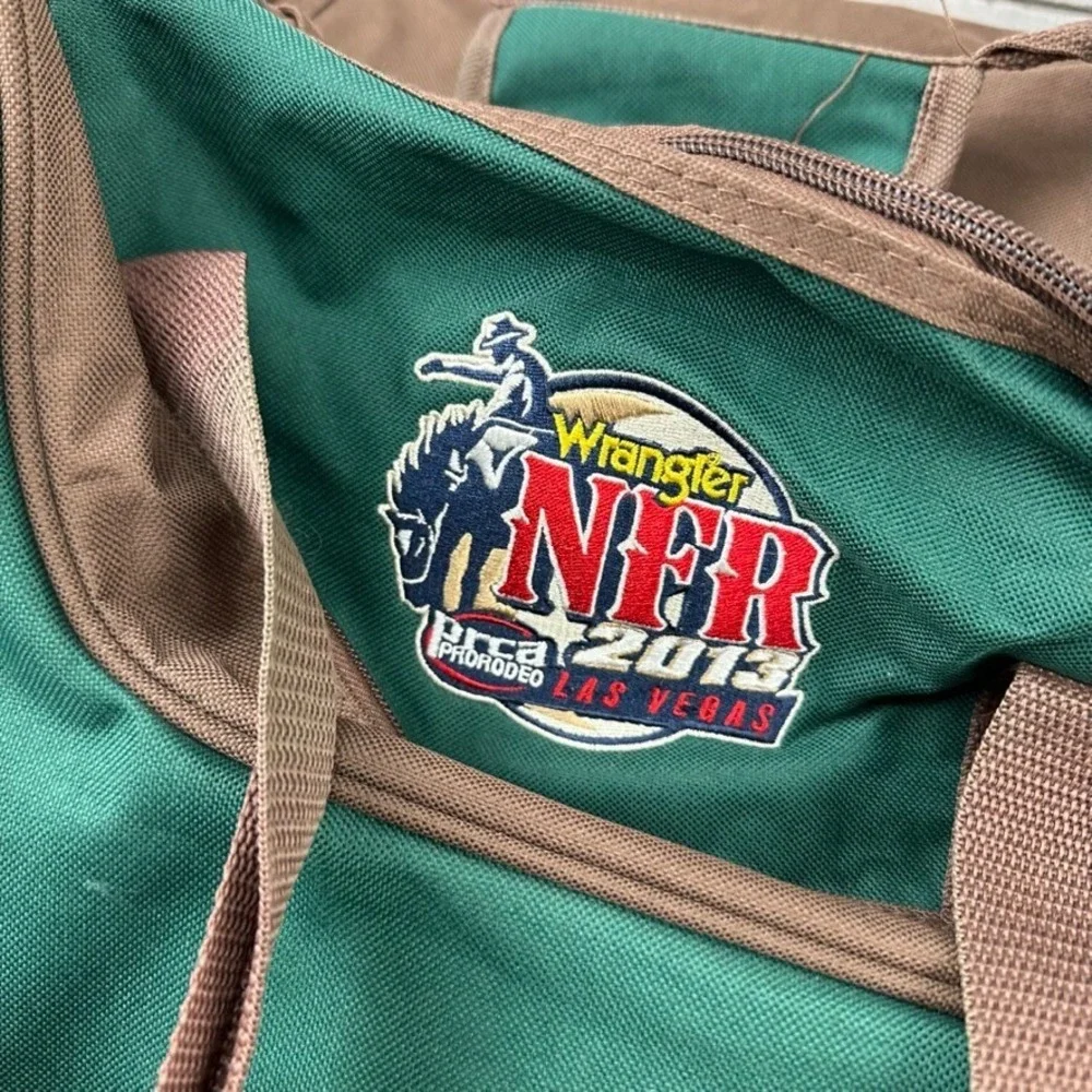 Justin Boots NFR National Finals Rodeo Wrangler Las Vegas 2013 Duffel Boot Bag‎